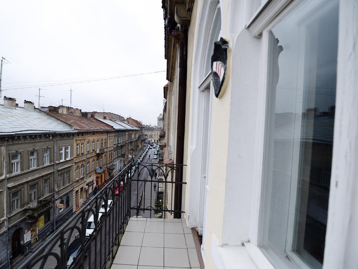 The Historical Family Nest In City Centre Lviv Exterior foto