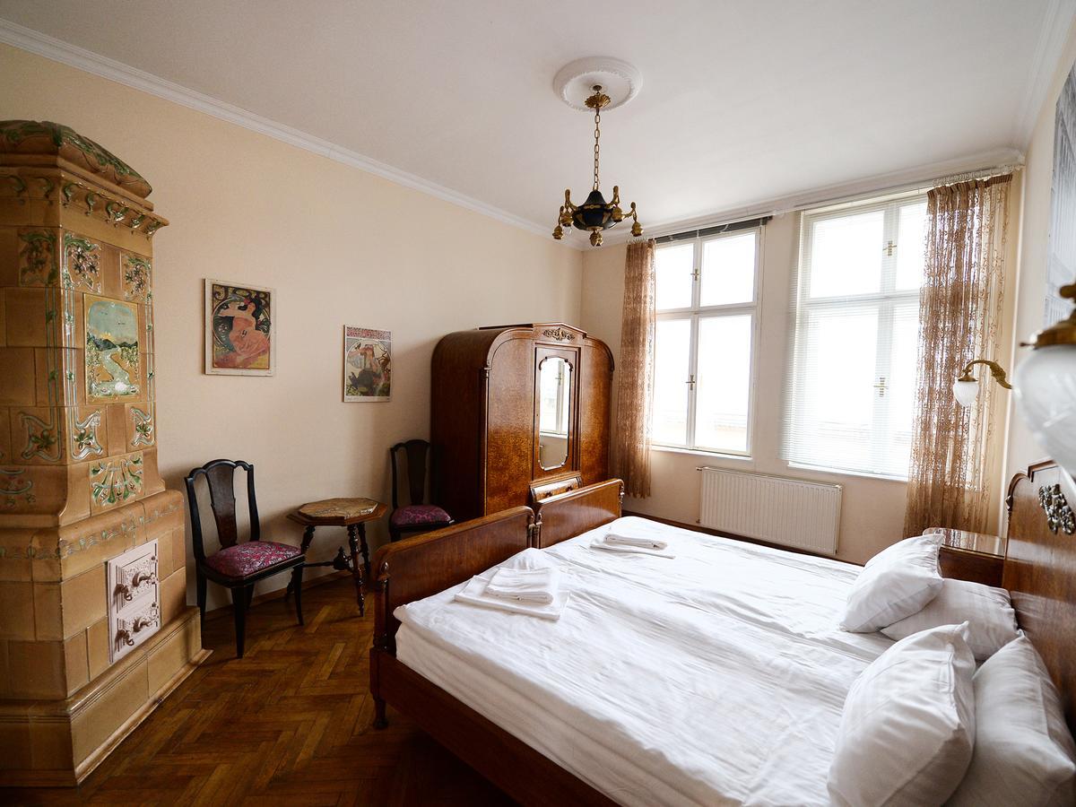The Historical Family Nest In City Centre Lviv Exterior foto